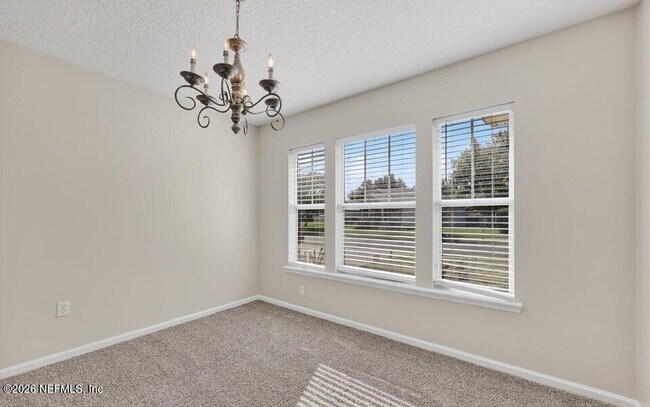 Building Photo - 9205 Redtail Dr