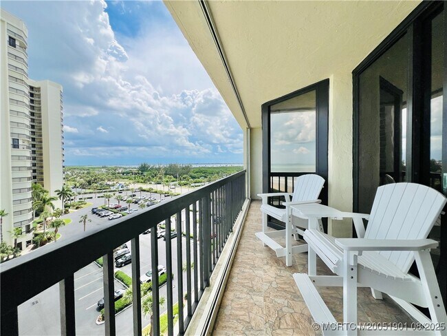 Building Photo - 9500 S Ocean Dr