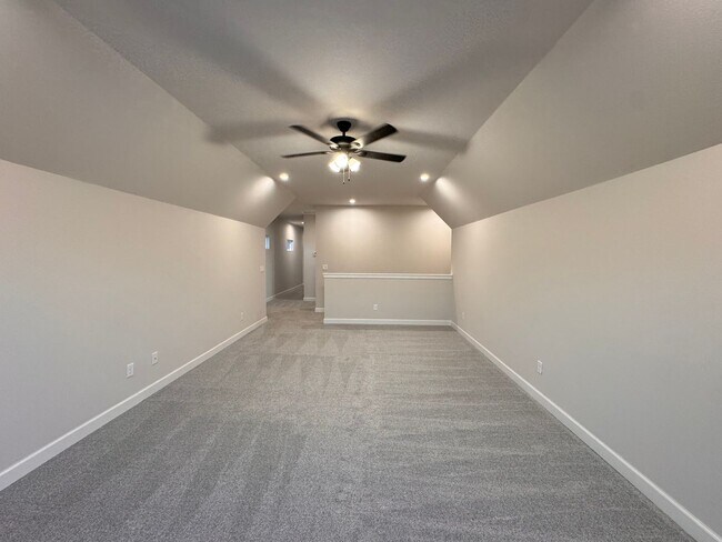 Building Photo - One Month Rent Free - 4 bedrooms - 3 full baths - Brand New