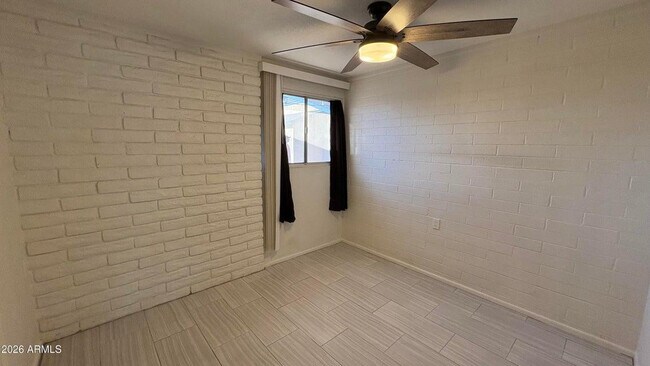 Building Photo - 12847 N 113th Ave