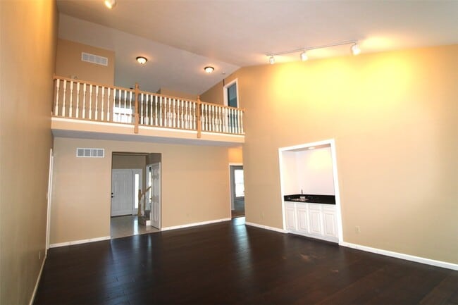 Building Photo - 1647 Wildhorse Pkwy Dr
