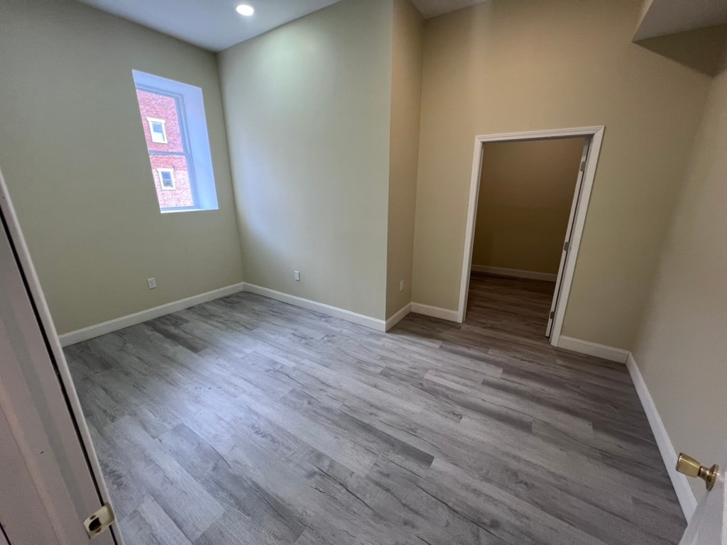 Building Photo - 1316 11th Ave