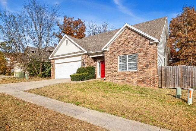 Building Photo - Charming 3-Bed Home in Fayetteville