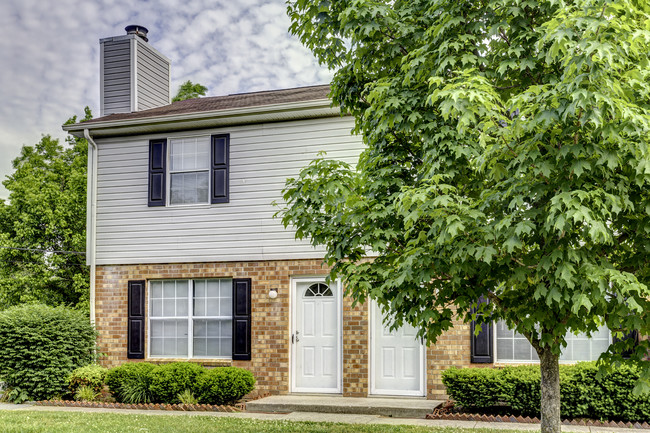 Beautiful Townhomes - Haywood Meadows Apartments