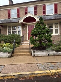 Building Photo - 21 S Clinton St