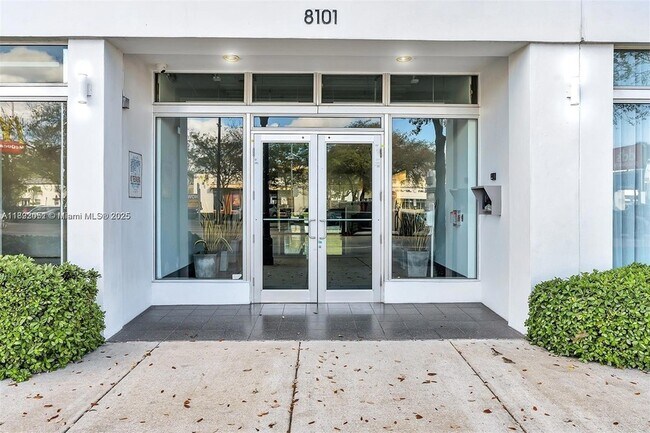 Building Photo - 8101 Biscayne Blvd