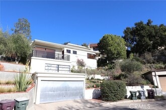 Building Photo - 703 Luton Dr