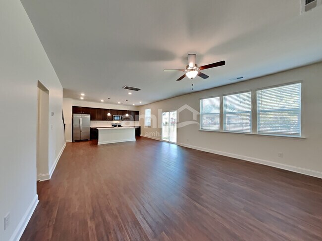 Building Photo - 11126 Hazel Gdns Dr