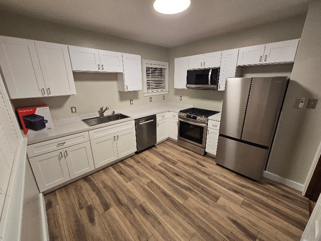 Building Photo - 1019 Widdicomb Ave NW