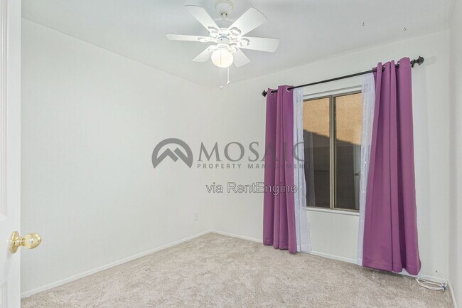 Building Photo - 15807 W Marconi Ave