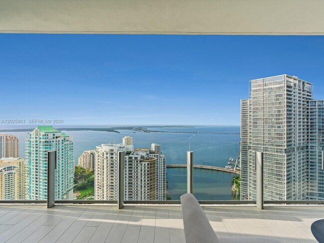 Building Photo - 300 Biscayne Blvd Way