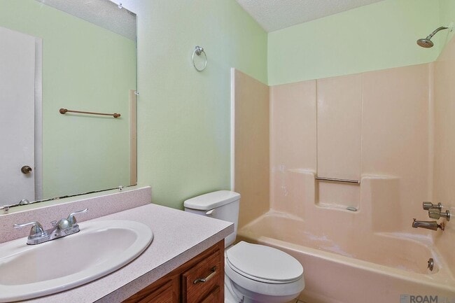 Building Photo - 8578 Longwood View Ave