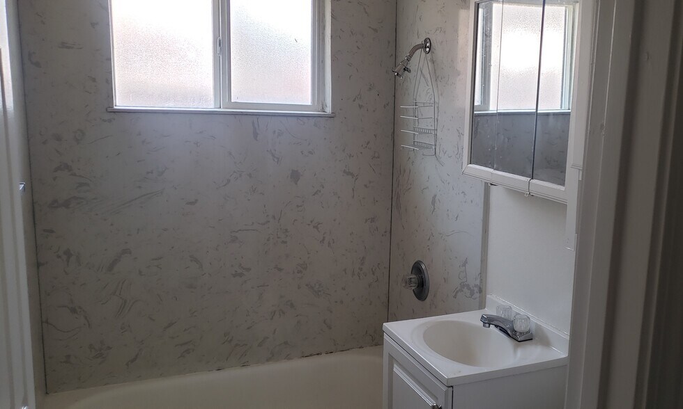 Building Photo - 3445 Altos Ave