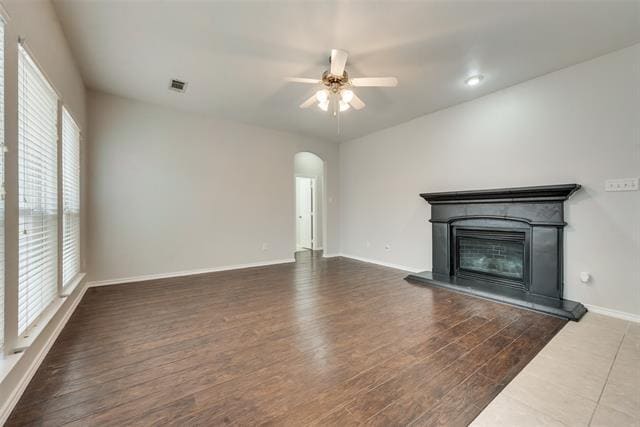 Building Photo - 5832 Center Ridge Dr