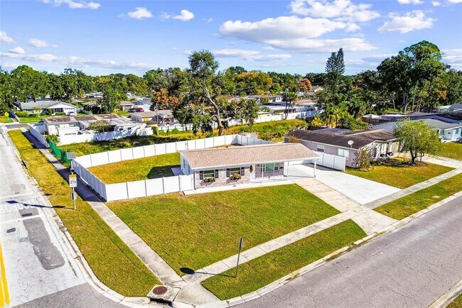 Building Photo - 7717 W Powhatan Ave