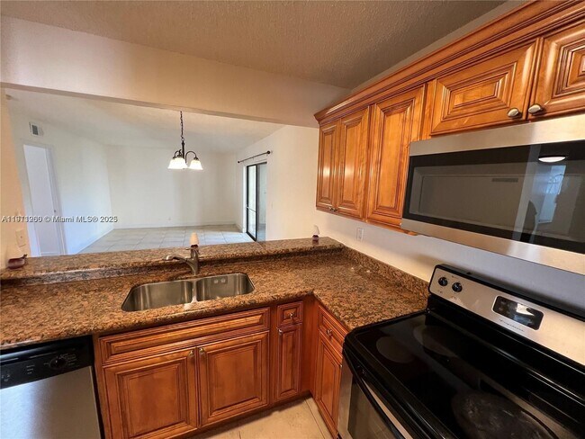 Building Photo - 1501 Windorah Way