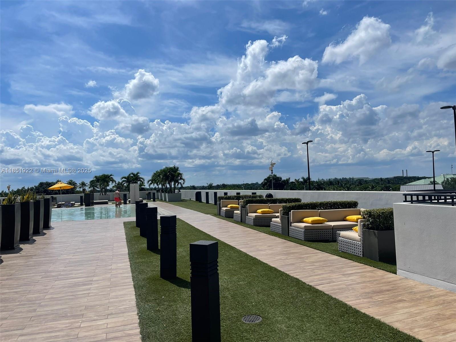 Building Photo - 5252 NW 85th Ave