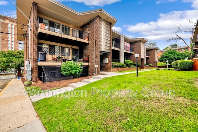 Primary Photo - 3904 Stone Gate Dr