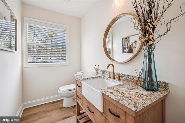 Building Photo - 607 North St