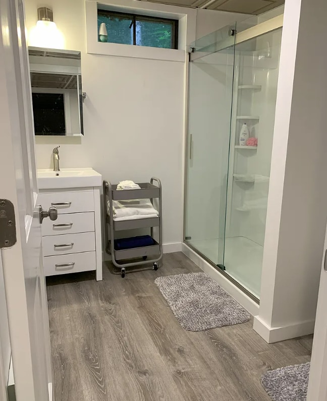 Building Photo - 47 Pine Knoll Rd