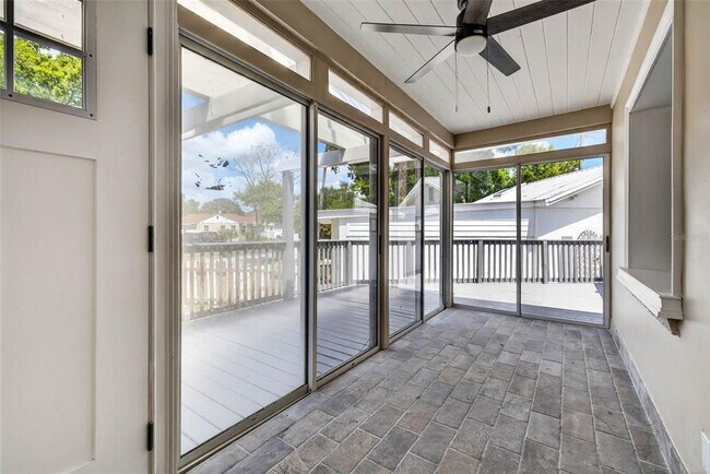 Building Photo - 3620 E Tampa Cir