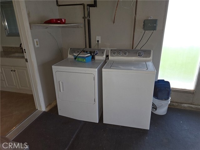 Building Photo - 6604 Dillman St