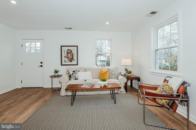 Building Photo - 108 New Jersey Ave NW