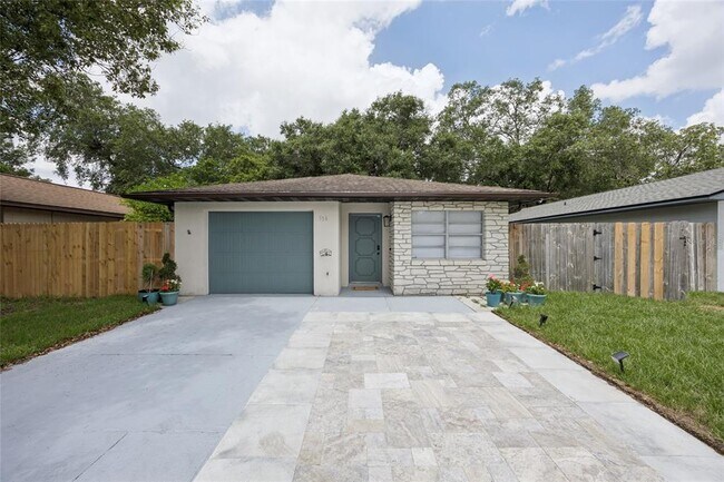 Building Photo - 536 Hibiscus Way