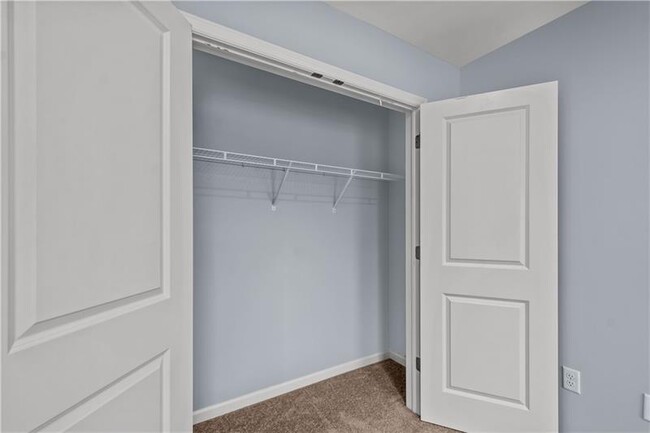 Building Photo - 2116 Westcott Ln