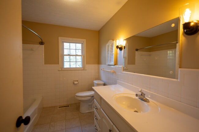 Building Photo - 1230 Martinsville Rd