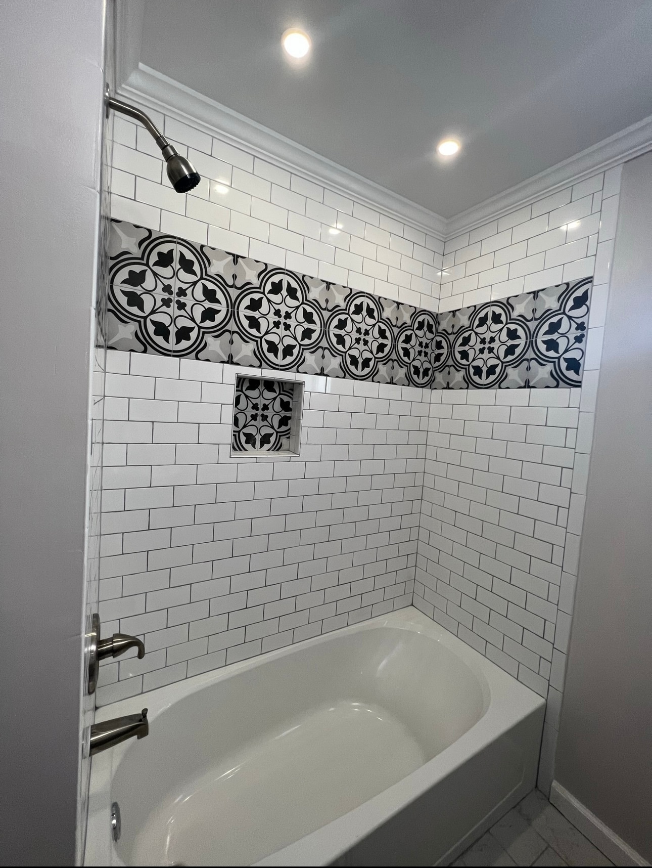 Building Photo - 400 McIver St