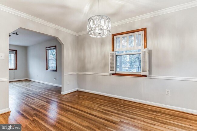 Building Photo - 40 W Taylor Run Pkwy