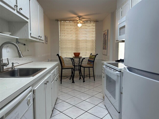 Building Photo - 2998 NW 48th Terrace