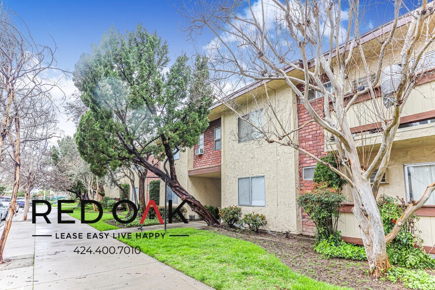 Building Photo - 8555 Independence Ave