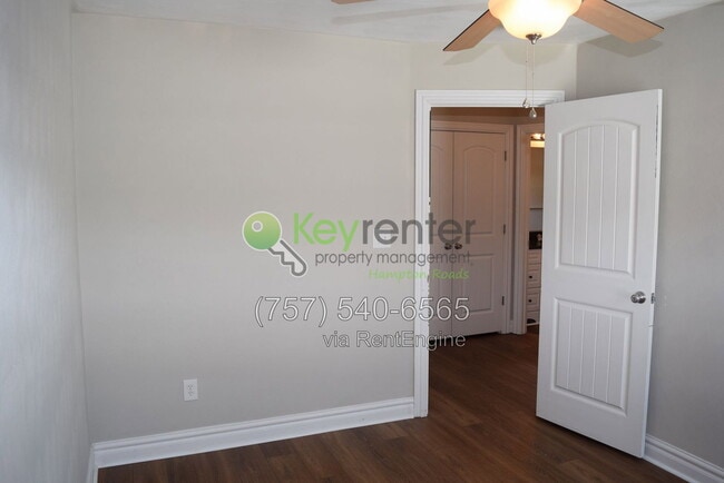 Building Photo - 4205 Dunning Rd