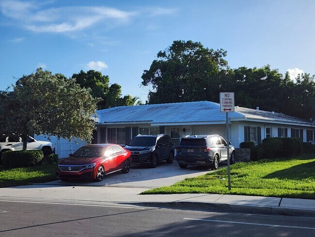 Building Photo - 3560 NW 110th Ave