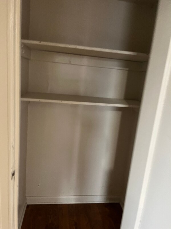 Building Photo - 1 W 28th St