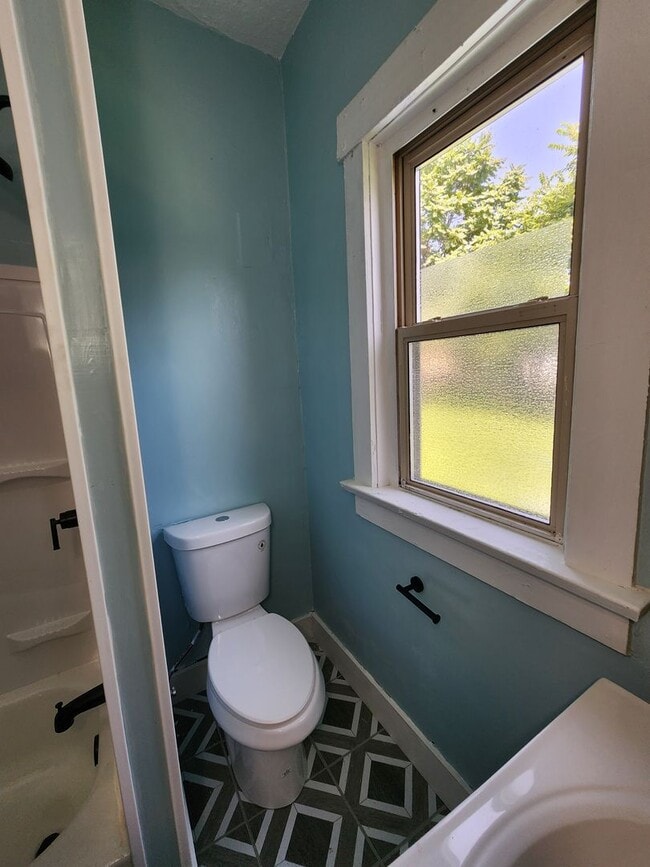Building Photo - Single family home in Dayton, Ohio