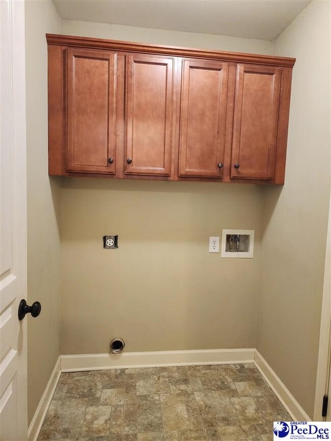 Building Photo - 2118 Womack Gardens Rd