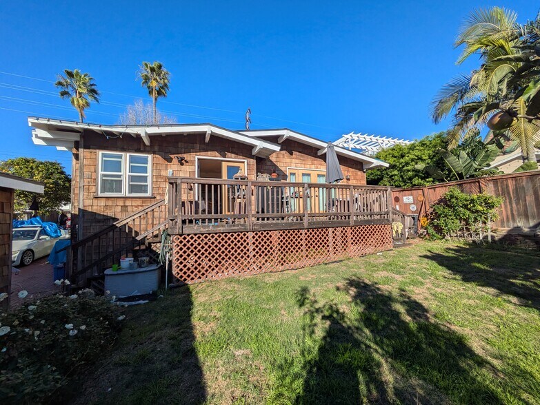 Building Photo - 522 E Maple Ave