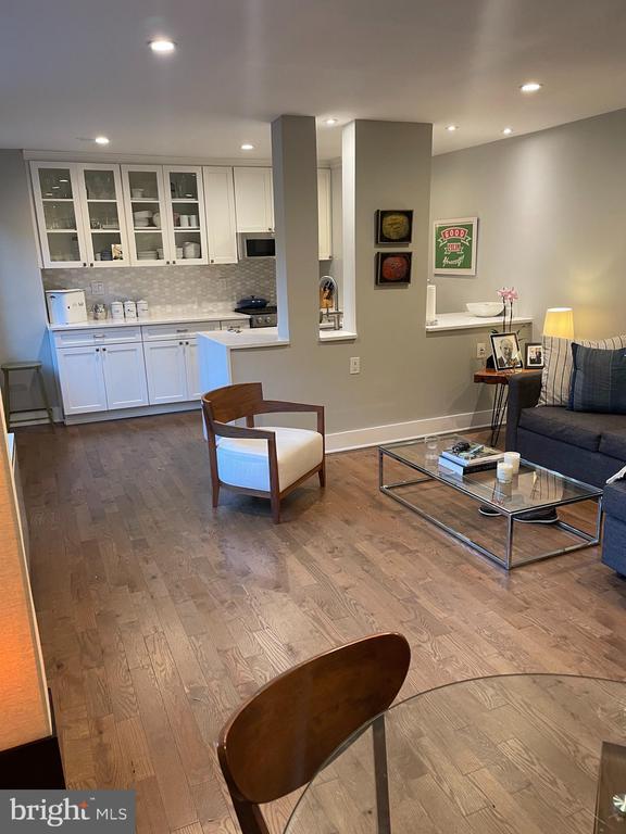 Building Photo - 1601 18th St NW