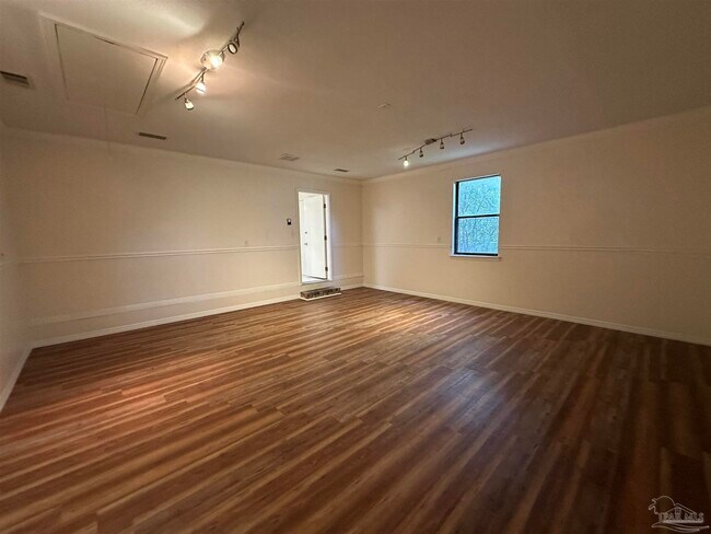 Building Photo - 4626 Pebble Creek Dr