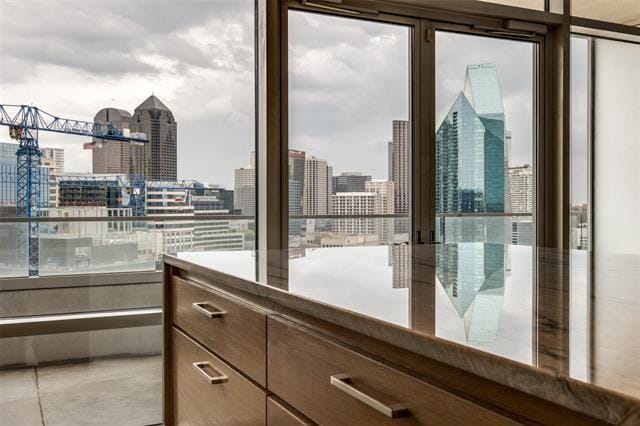 Building Photo - 2430 Victory Park Ln