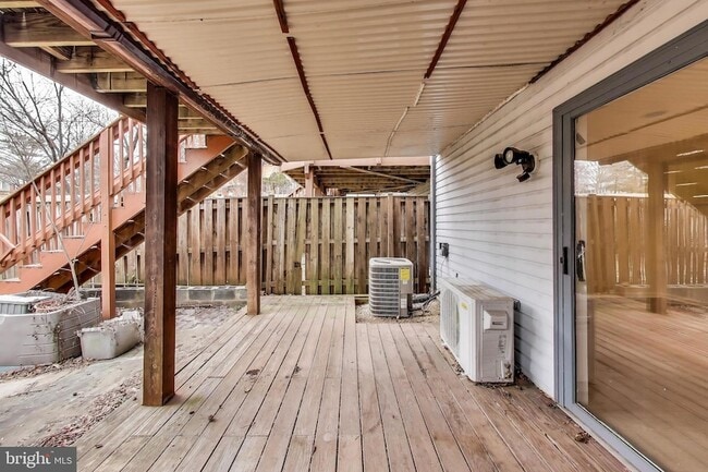 Building Photo - 20488 Summersong Ln