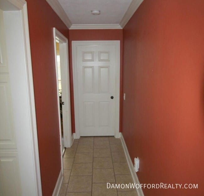 Building Photo - 614 Oak Park Cir