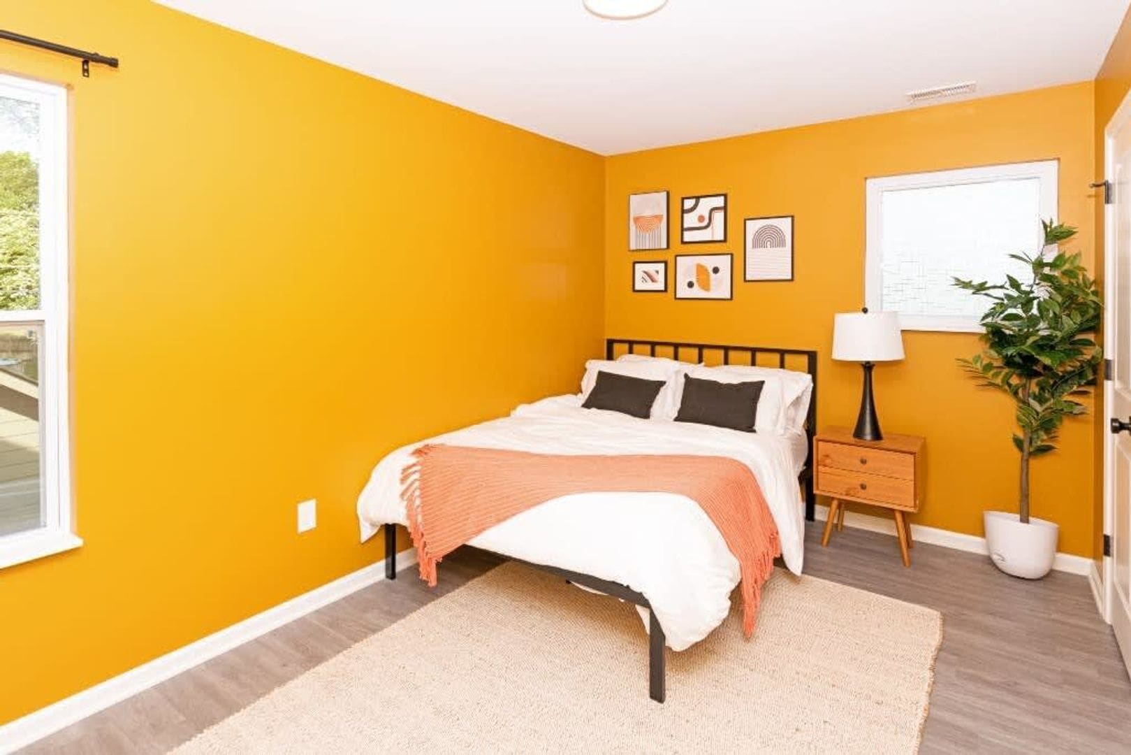 Building Photo - Wide Open Spaces - 3 Bedroom 2.5 Bath Townhome on the South side of Indy.  Home built in 2020.