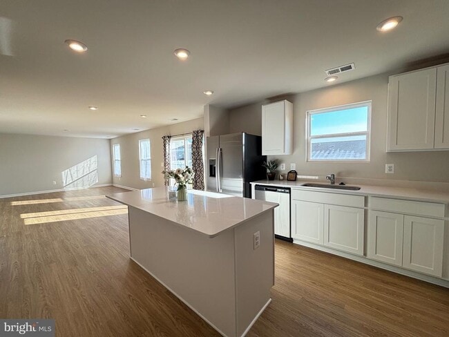 Building Photo - 36 Patterson Rd