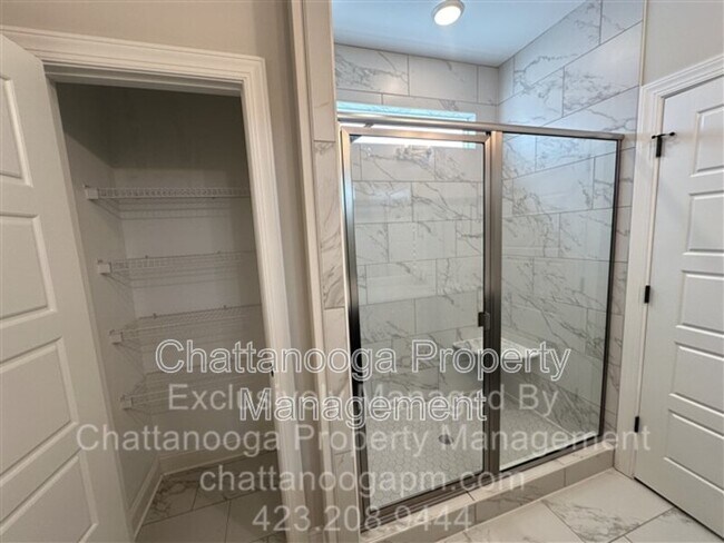 Building Photo - 1526 Bowtie Rd