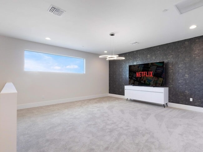 Building Photo - 9124 Coral Isles Cir