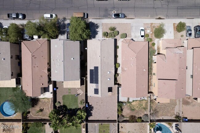 Building Photo - 40117 W Hayden Dr